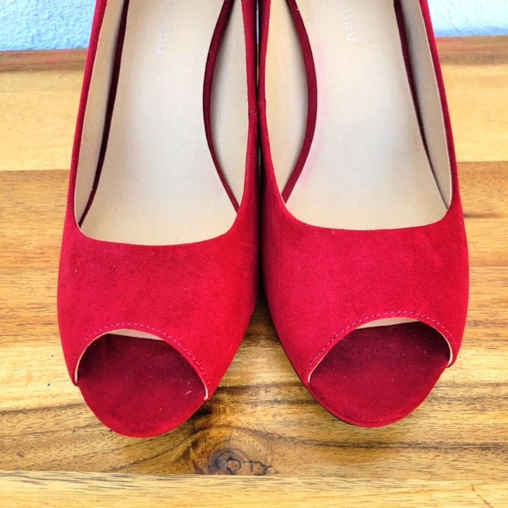 By CL Laundry Heels Shoes Women's Size 10 - Picture 11 of 16
